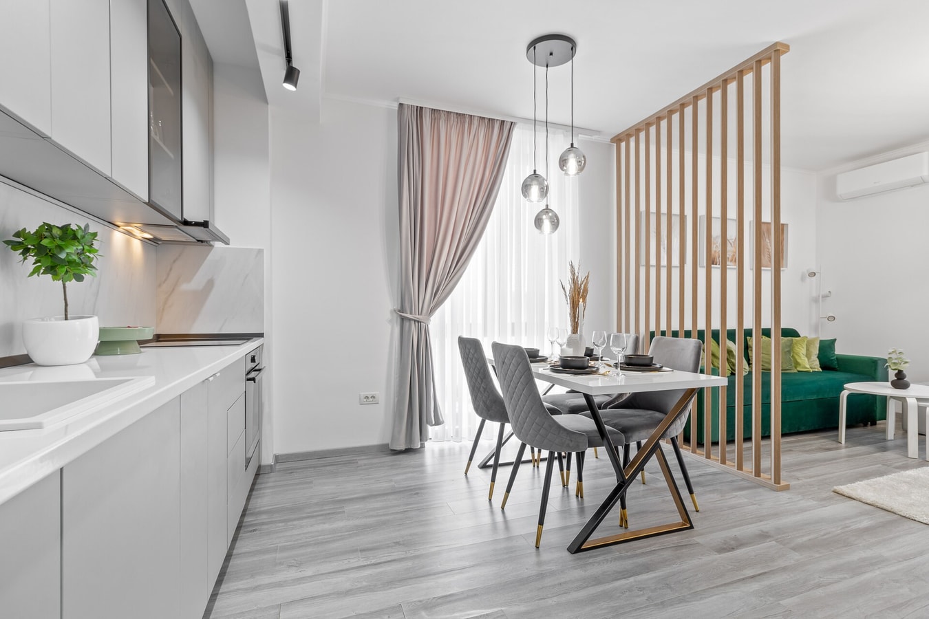 Felix Flat 5 FlatWhite Properties