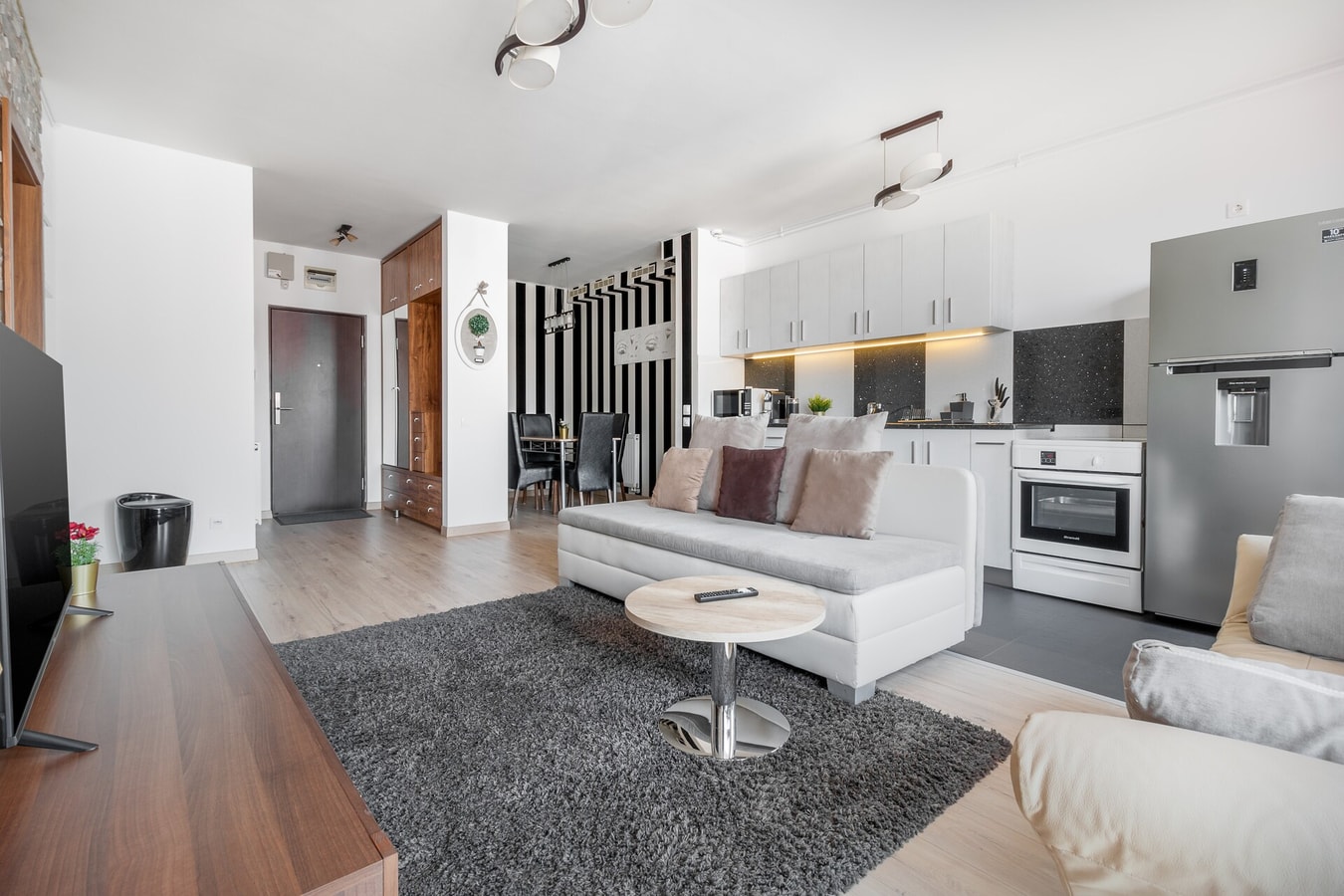 Ared Flat 5 FlatWhite Properties