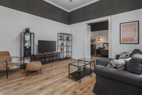 Republicii Escape FlatWhite Properties