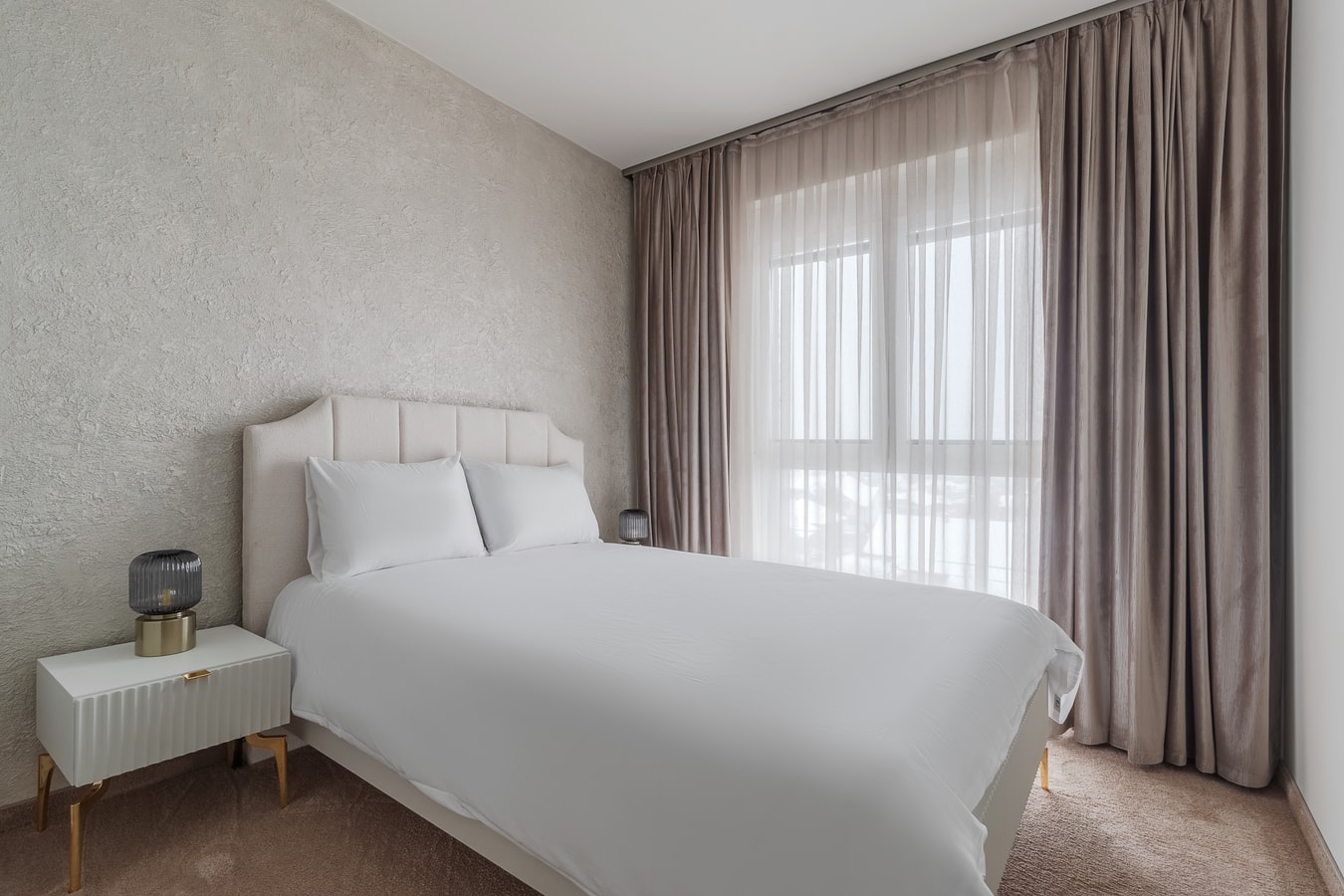 Neutral Nest 15 FlatWhite Properties