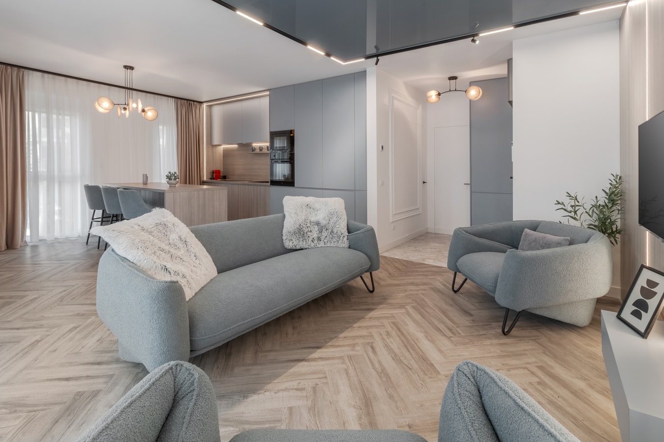 Lumiere Aqua 7 FlatWhite Properties