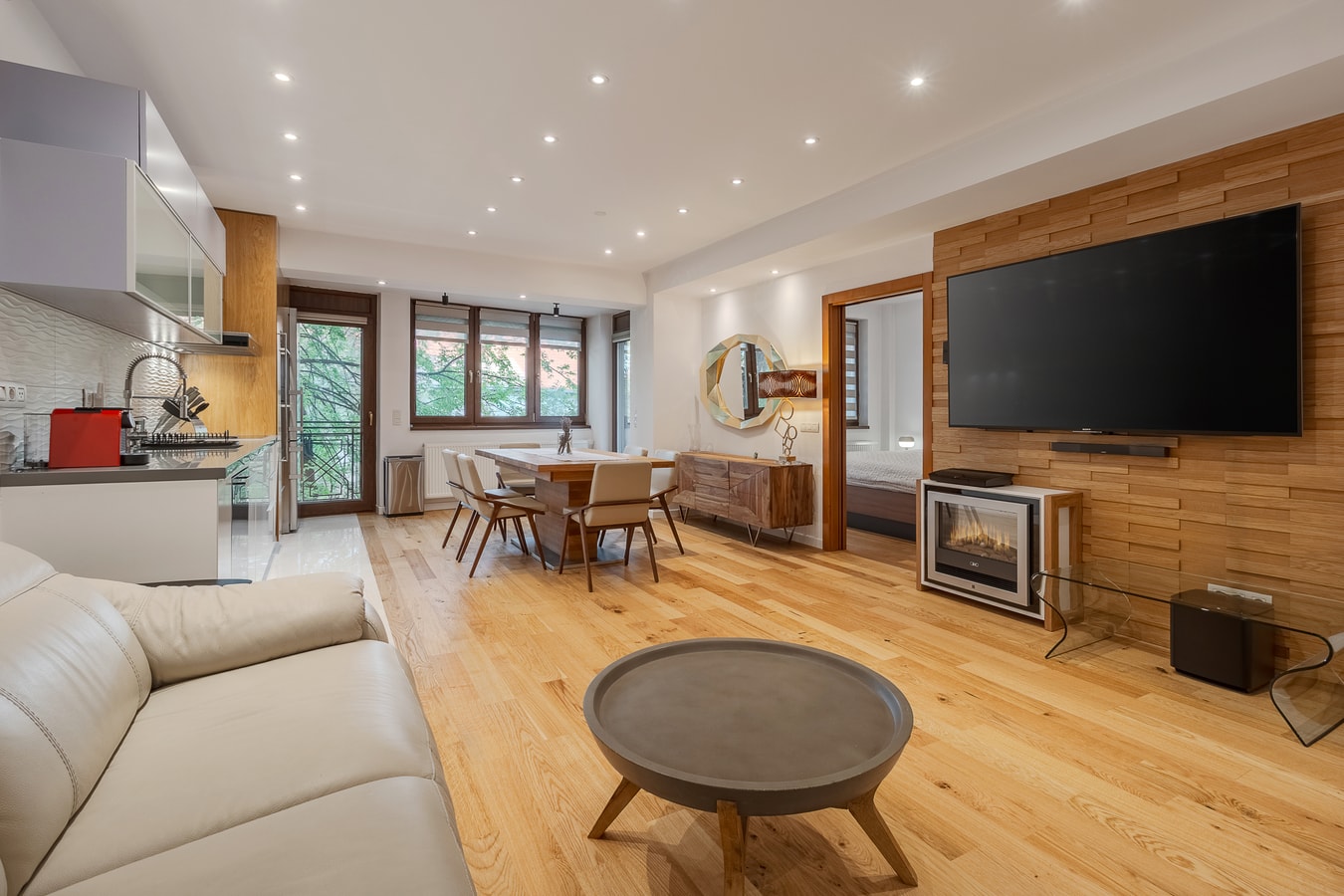 Central Twin Nest 21 FlatWhite Properties