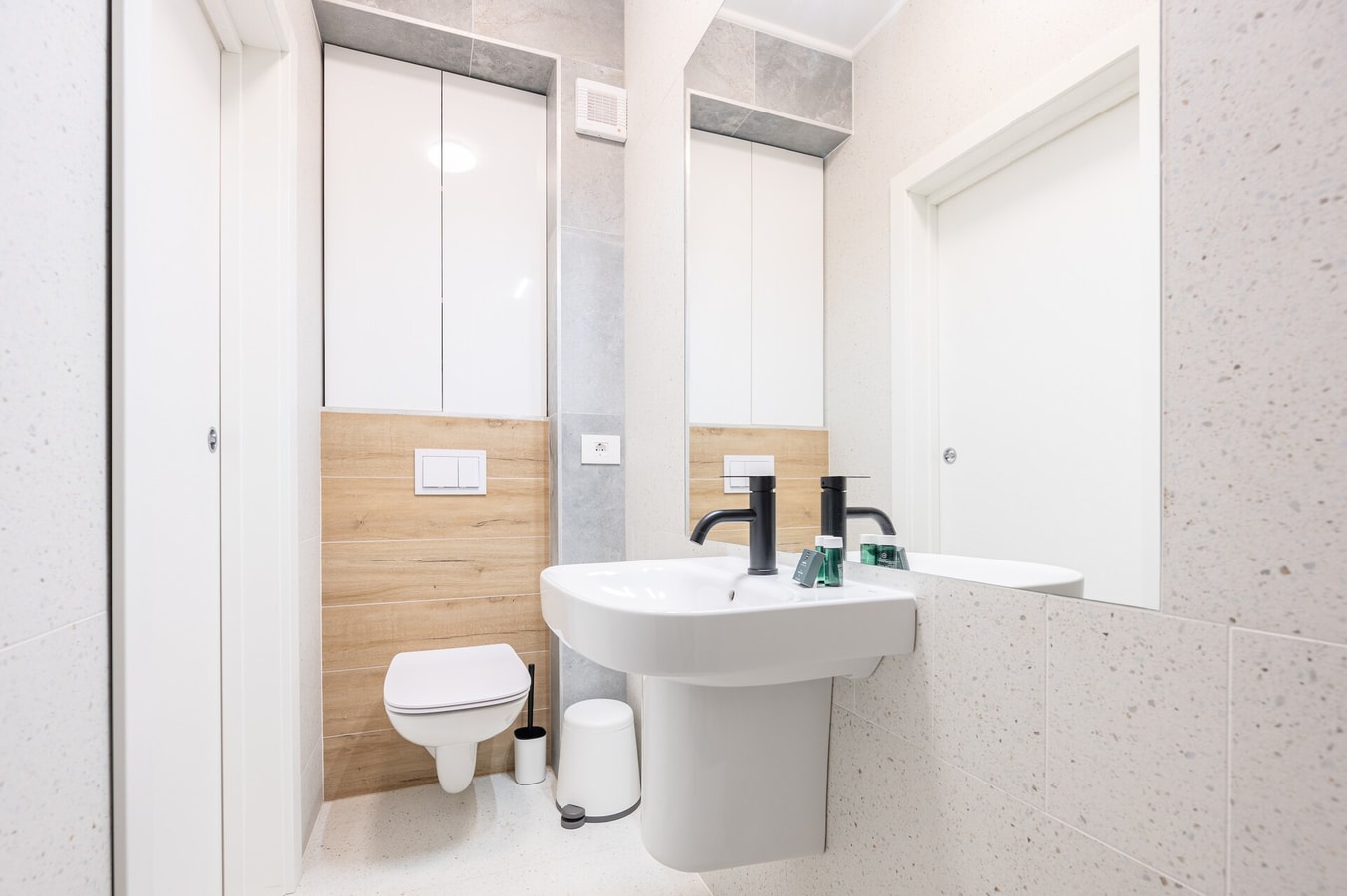 Limoncello river view 11 FlatWhite Properties