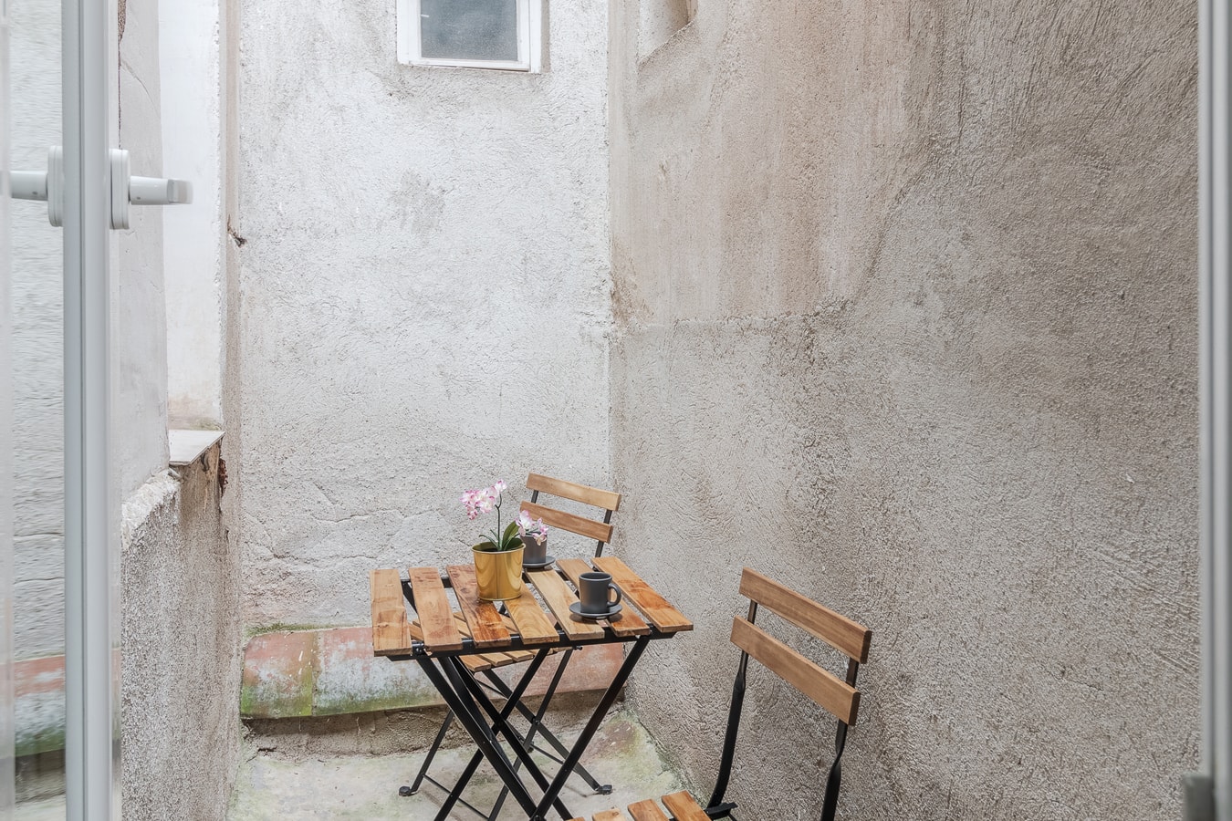 Eden Central Stay 12 FlatWhite Properties