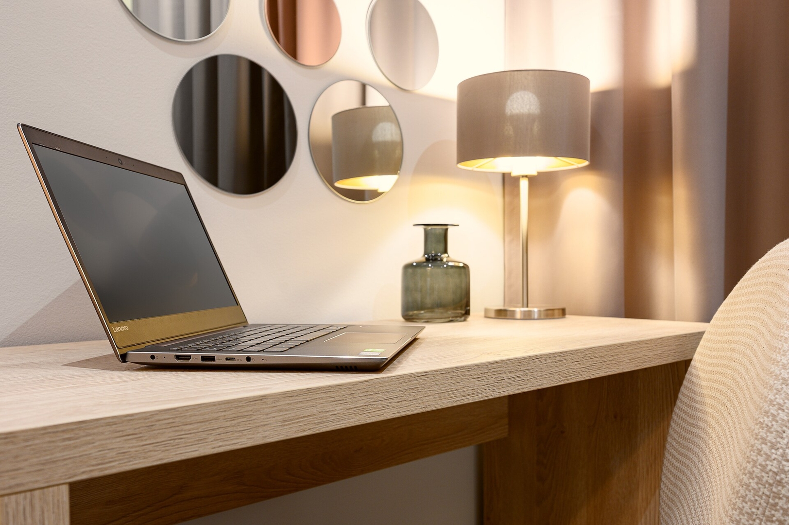 Dozsa Residence Seven 16 FlatWhite Properties