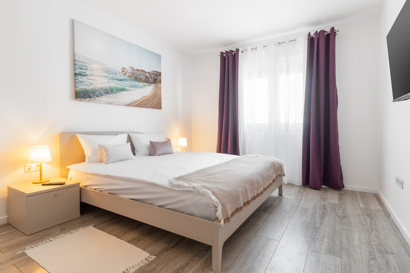 Lotus Flat 13 FlatWhite Properties