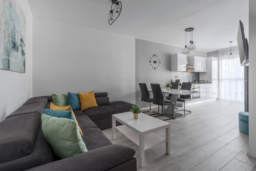 Ceyrat Flat FlatWhite Properties