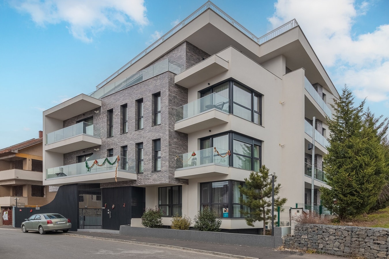 Hill View Five 5 FlatWhite Properties