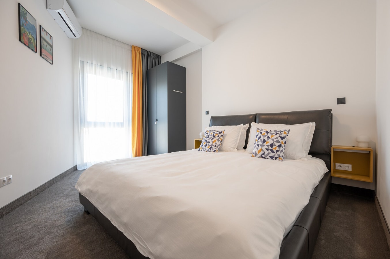 Calvin Four 5 FlatWhite Properties