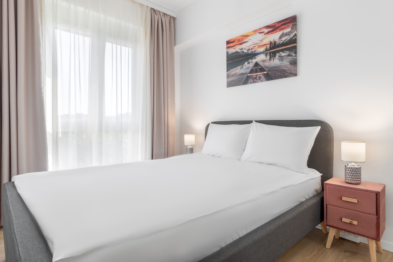 Vancouver Flat 14 FlatWhite Properties