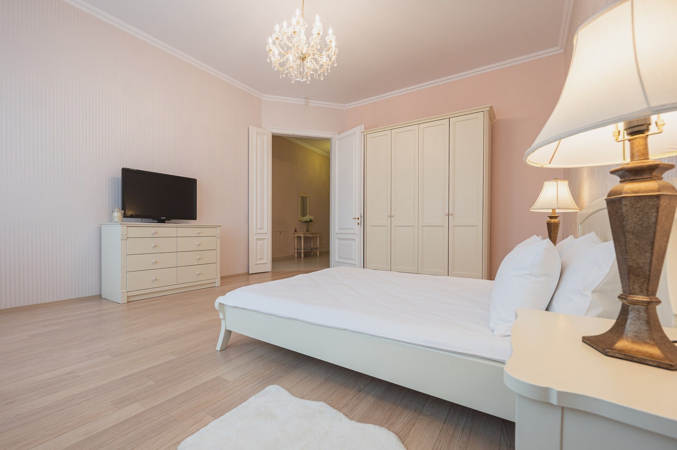 Black Eagle Loft 13 FlatWhite Properties