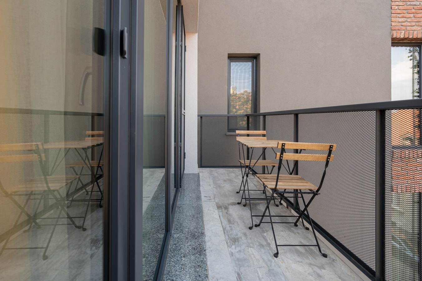 Calvin Two 13 FlatWhite Properties