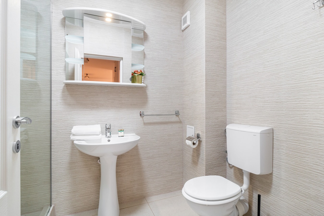 Blue Lake 15 FlatWhite Properties