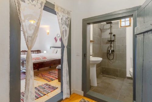 Casa Veche Leheceni 02