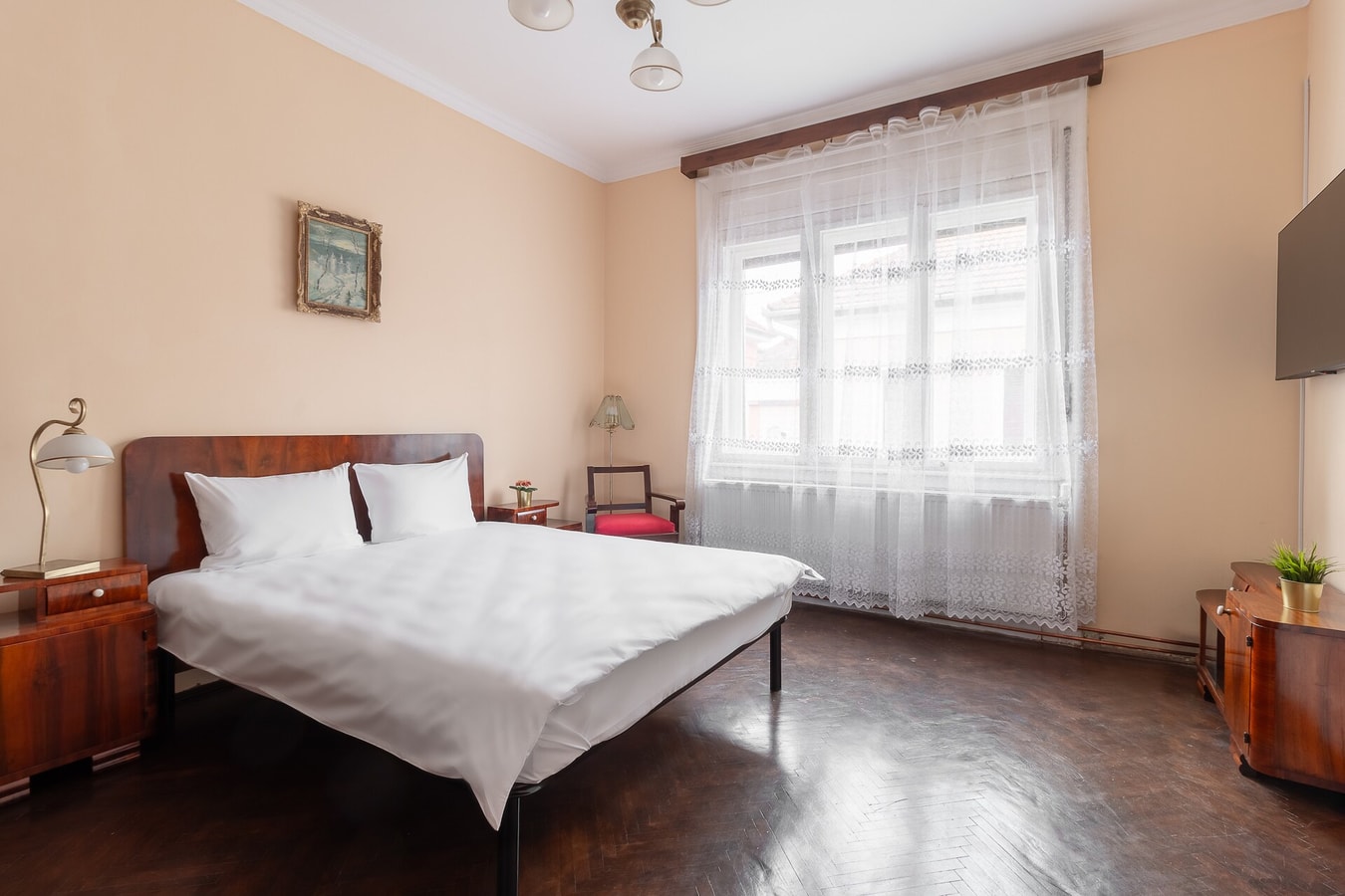 Charming House 15 FlatWhite Properties