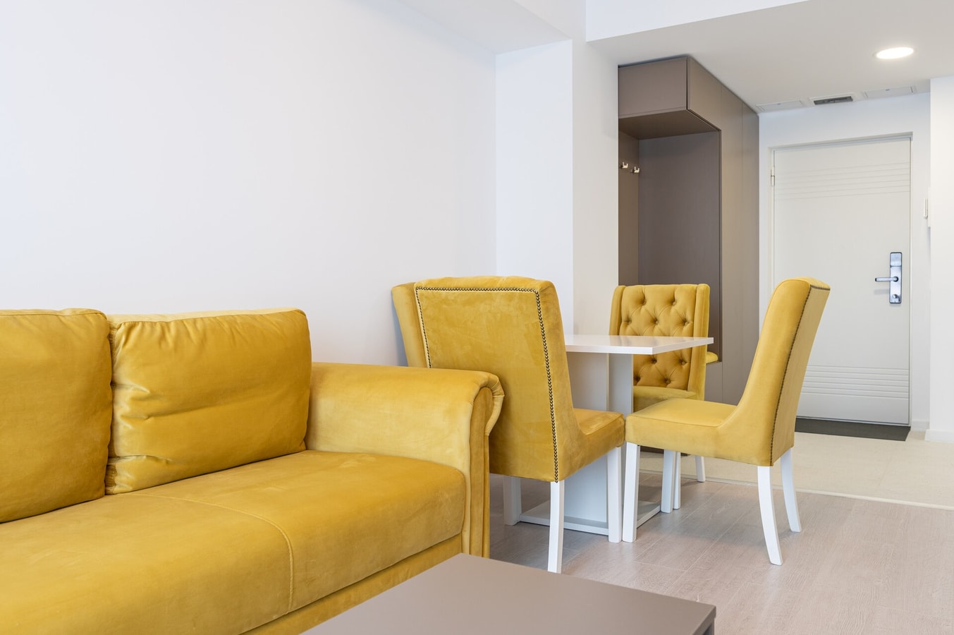 Limoncello river view 8 FlatWhite Properties