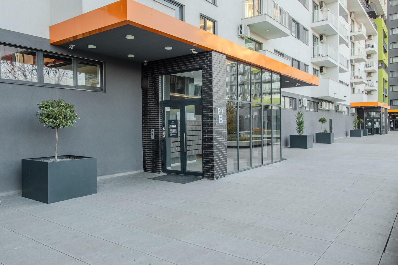 Lilla Flats 1103 - Royal Chic 20 FlatWhite Properties