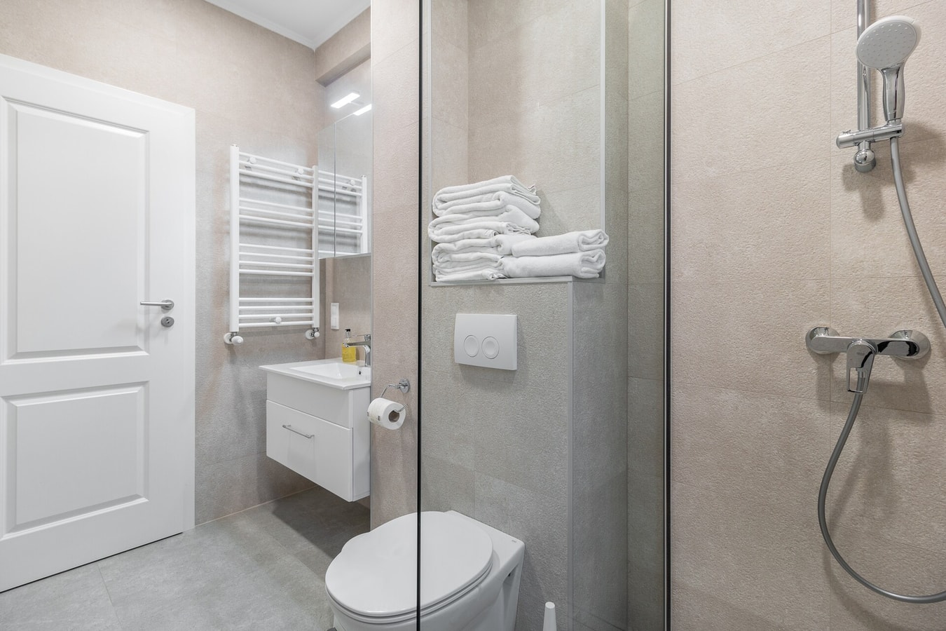 Crisana 106 - Crisana One, apartment with balcony 11 FlatWhite Properties