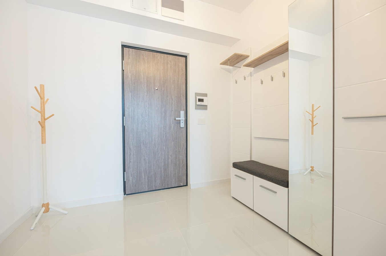 Verdi 11 FlatWhite Properties