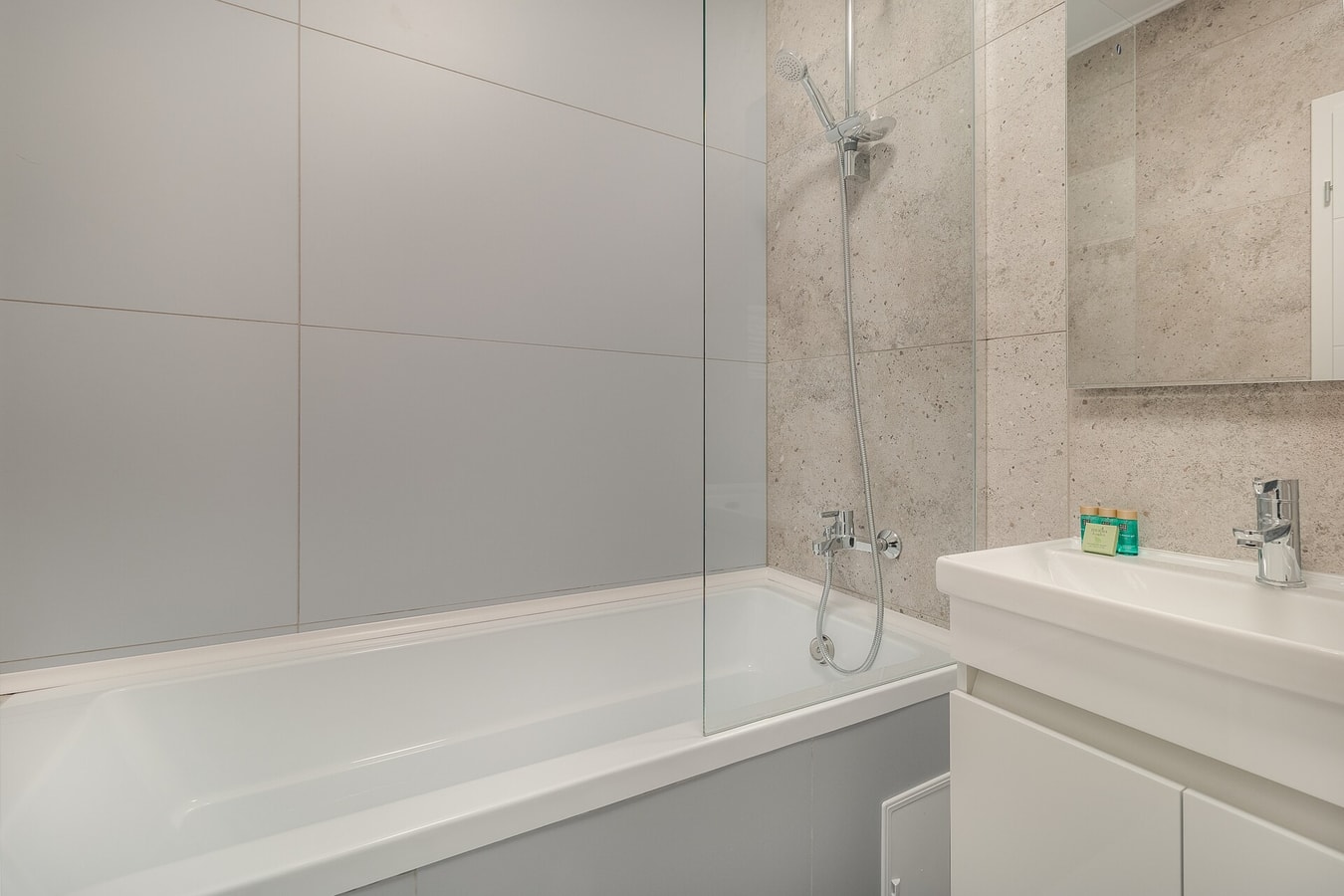 Martini Bloom 14 FlatWhite Properties