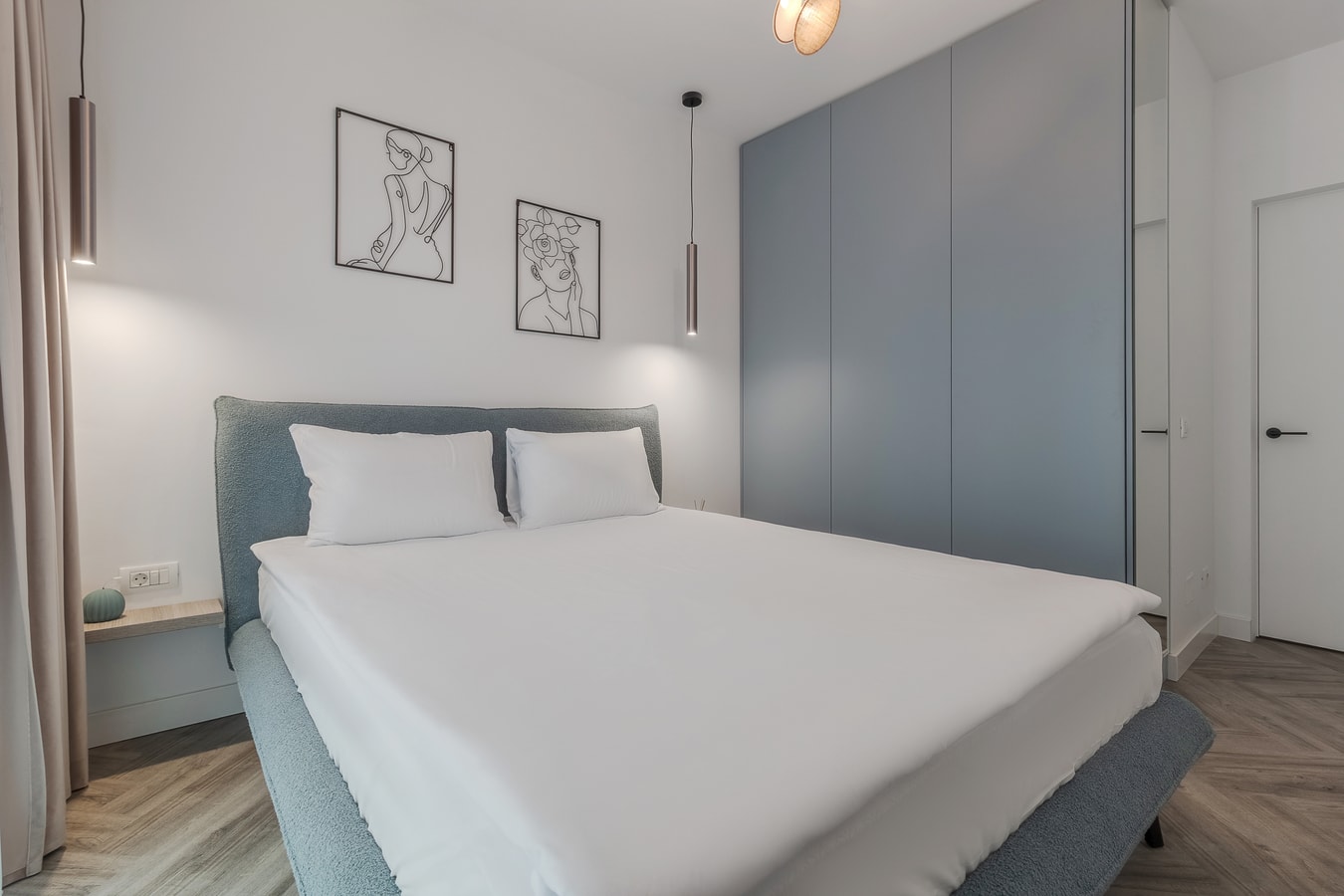 Lumiere Aqua 15 FlatWhite Properties