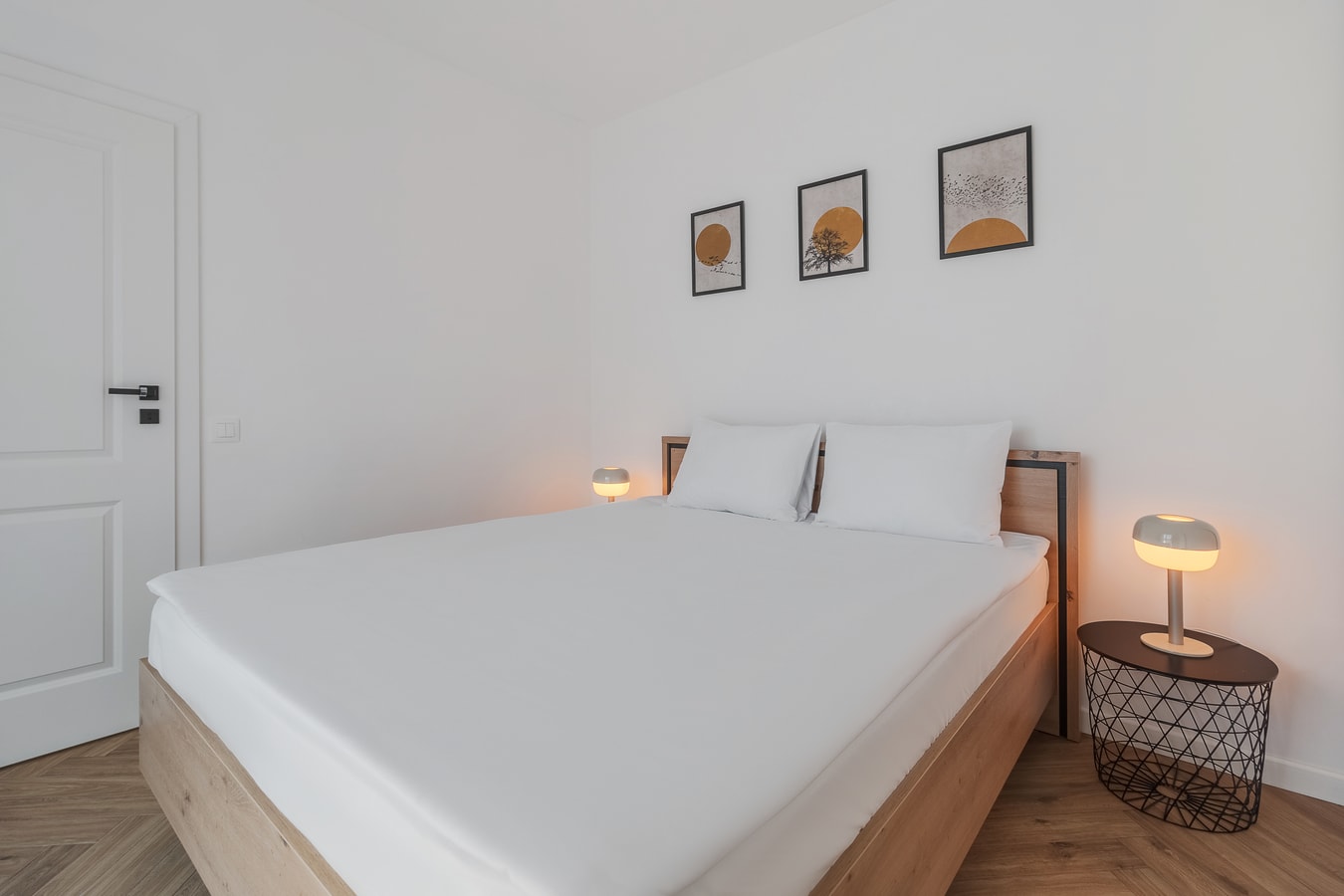 Oak Flat | 2BR, 2BA & Private Parking 10 FlatWhite Properties