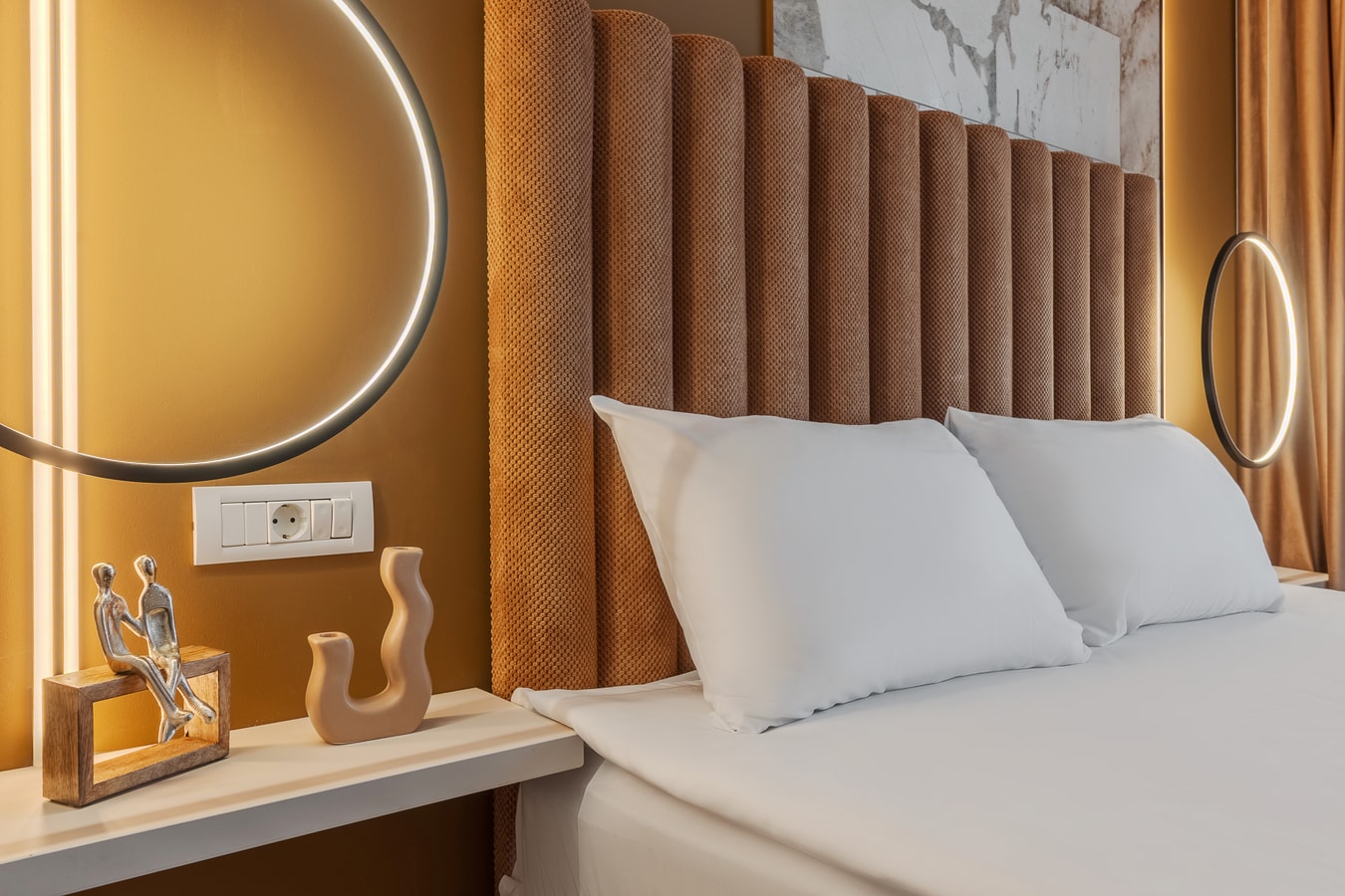 Lumiere Pumpkin 12 FlatWhite Properties