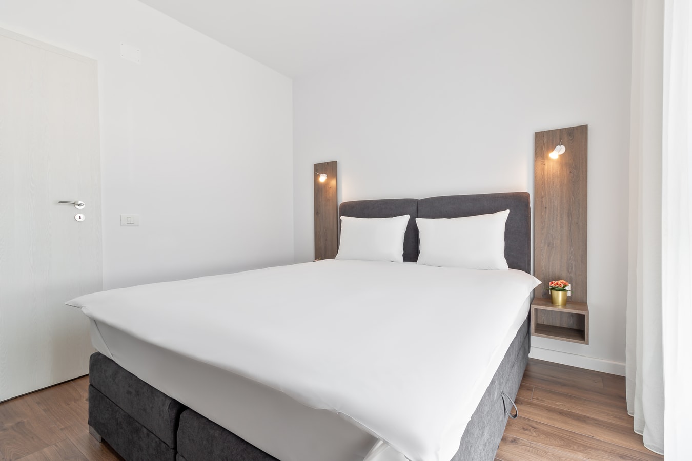 Nisa Flat 7 FlatWhite Properties