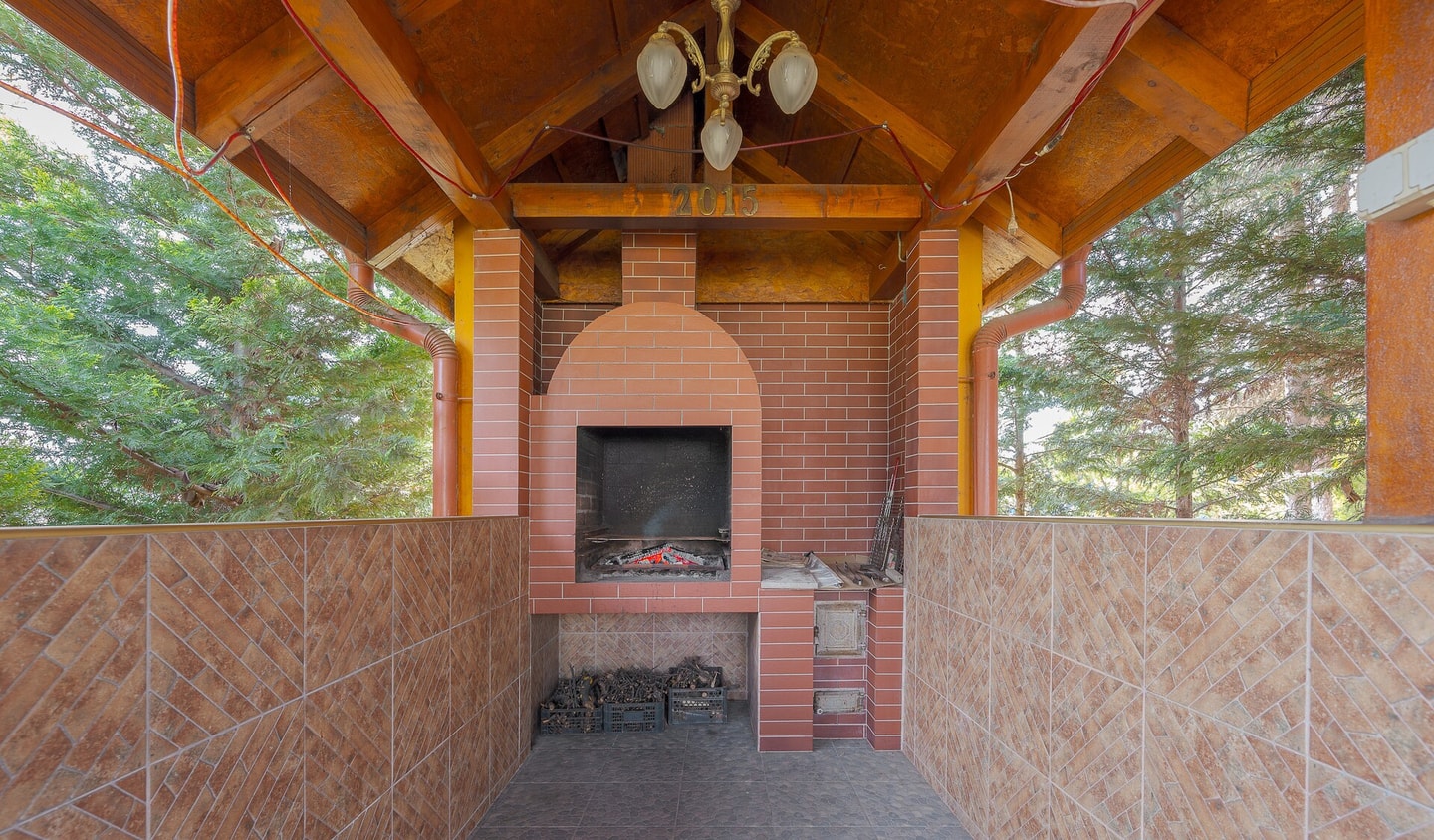 Tei Inn 5 FlatWhite Properties