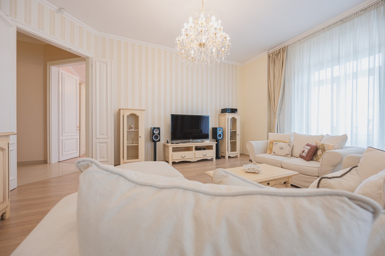 Black Eagle Loft 9 FlatWhite Properties