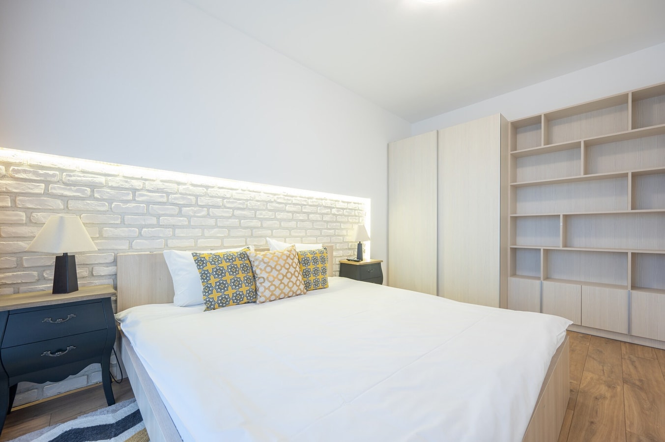 Brick Flats 803 - White Bricks Flat 5 FlatWhite Properties