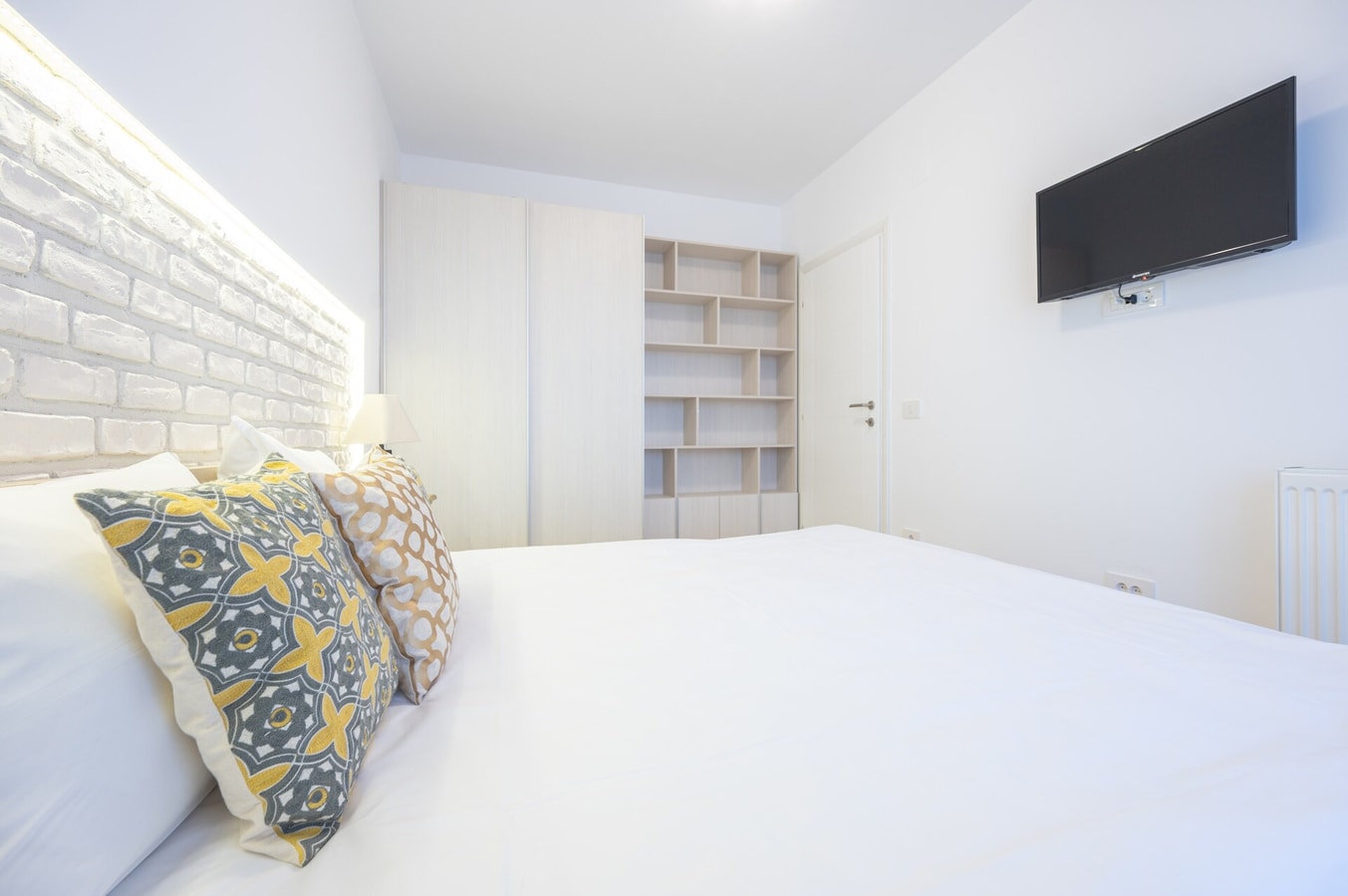 Brick Flats 803 - White Bricks Flat 6 FlatWhite Properties