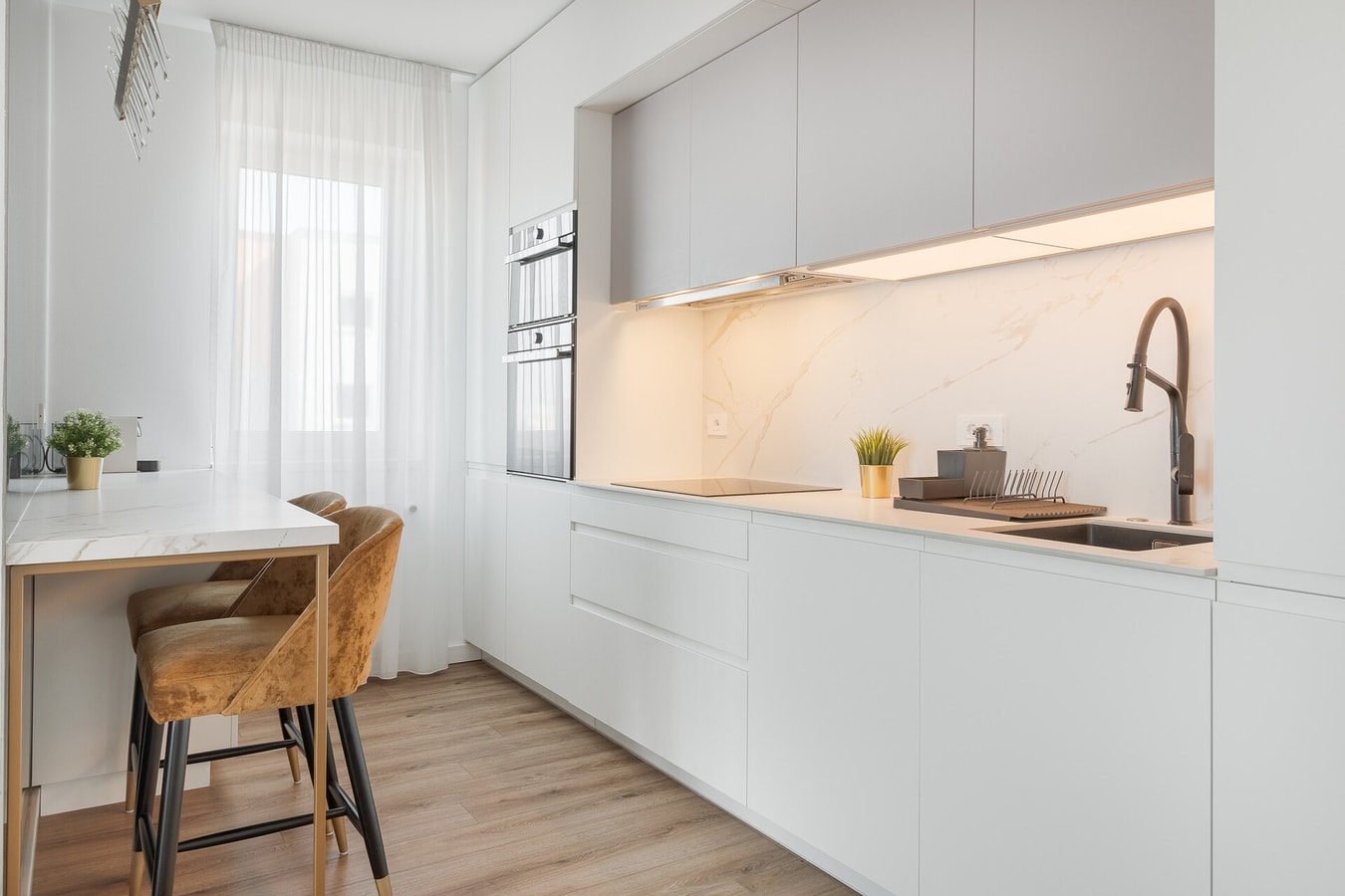 Magic Sunset 14 FlatWhite Properties