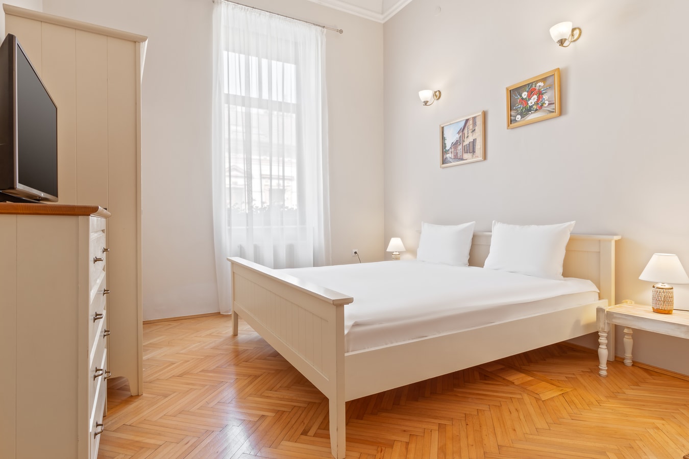 Elle Home 15 FlatWhite Properties