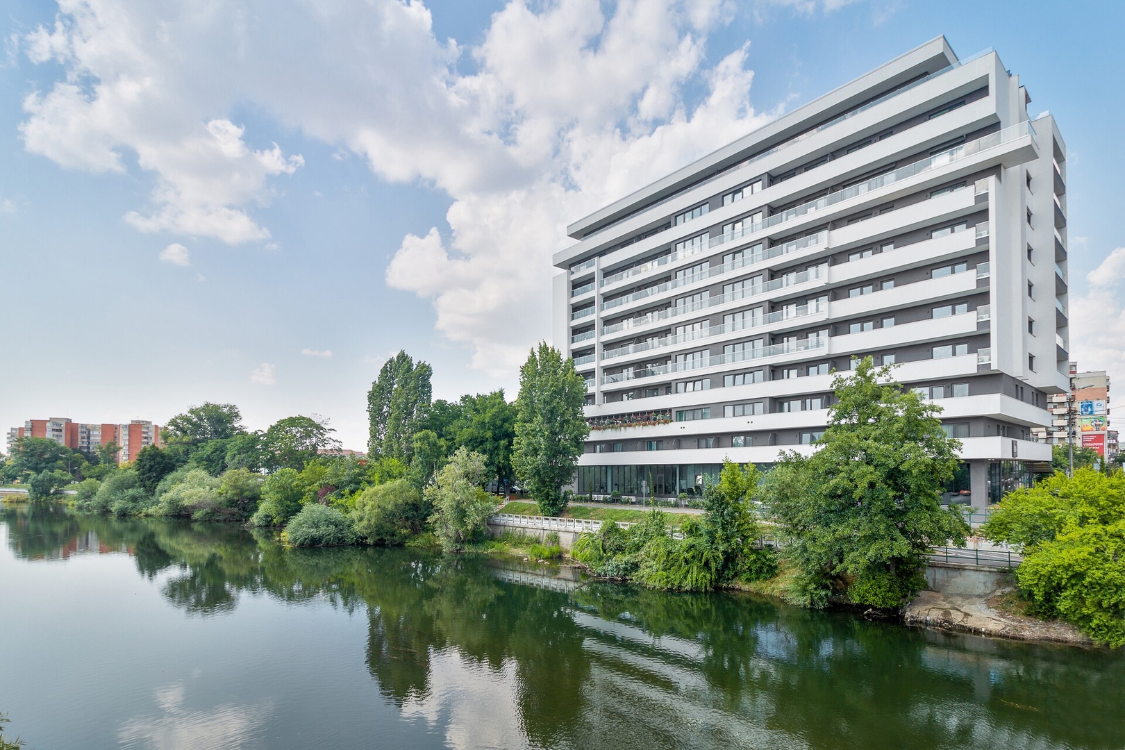 River View Studio 10 FlatWhite Properties