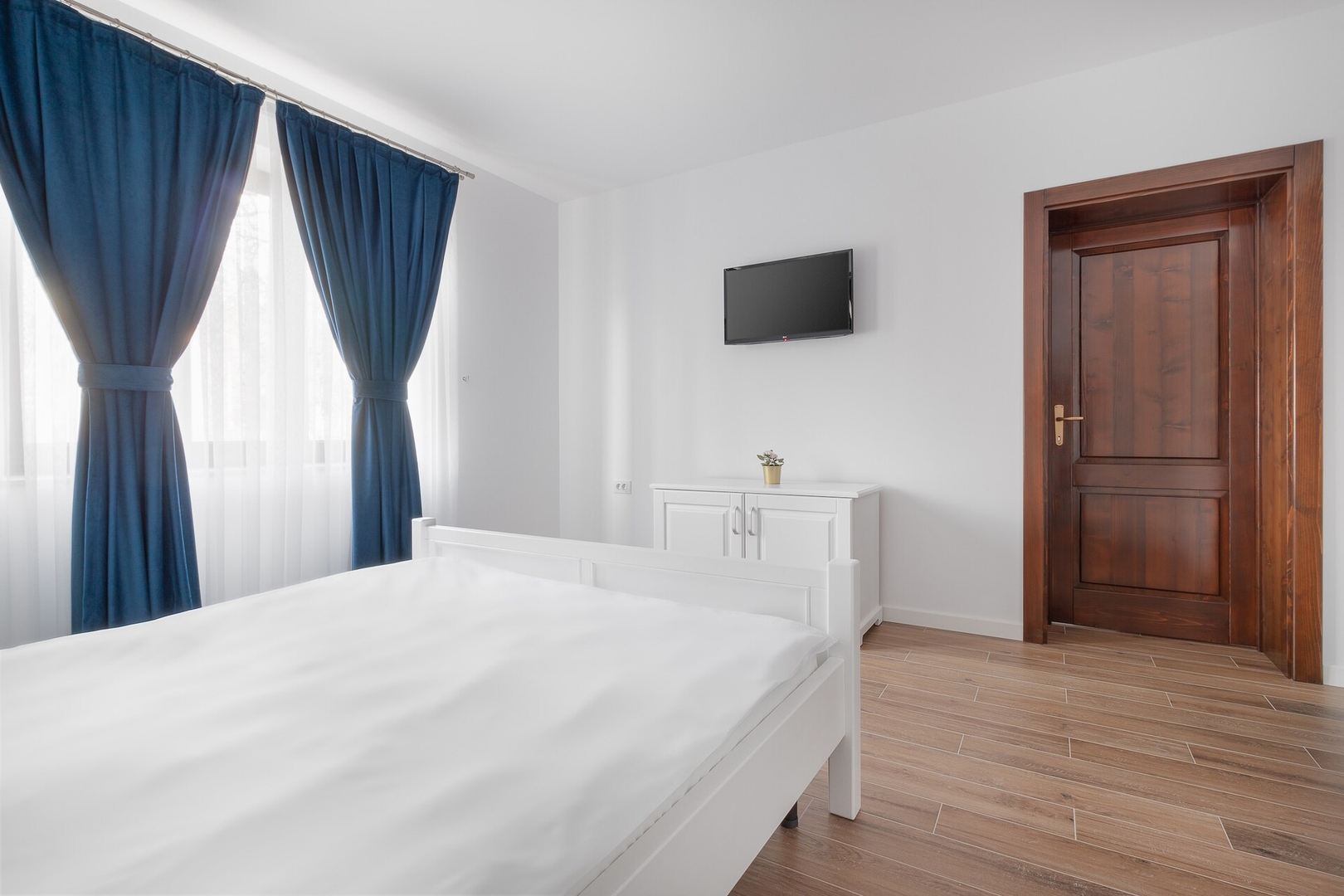 Thermalis Groove House - 4 bedroom 12 FlatWhite Properties