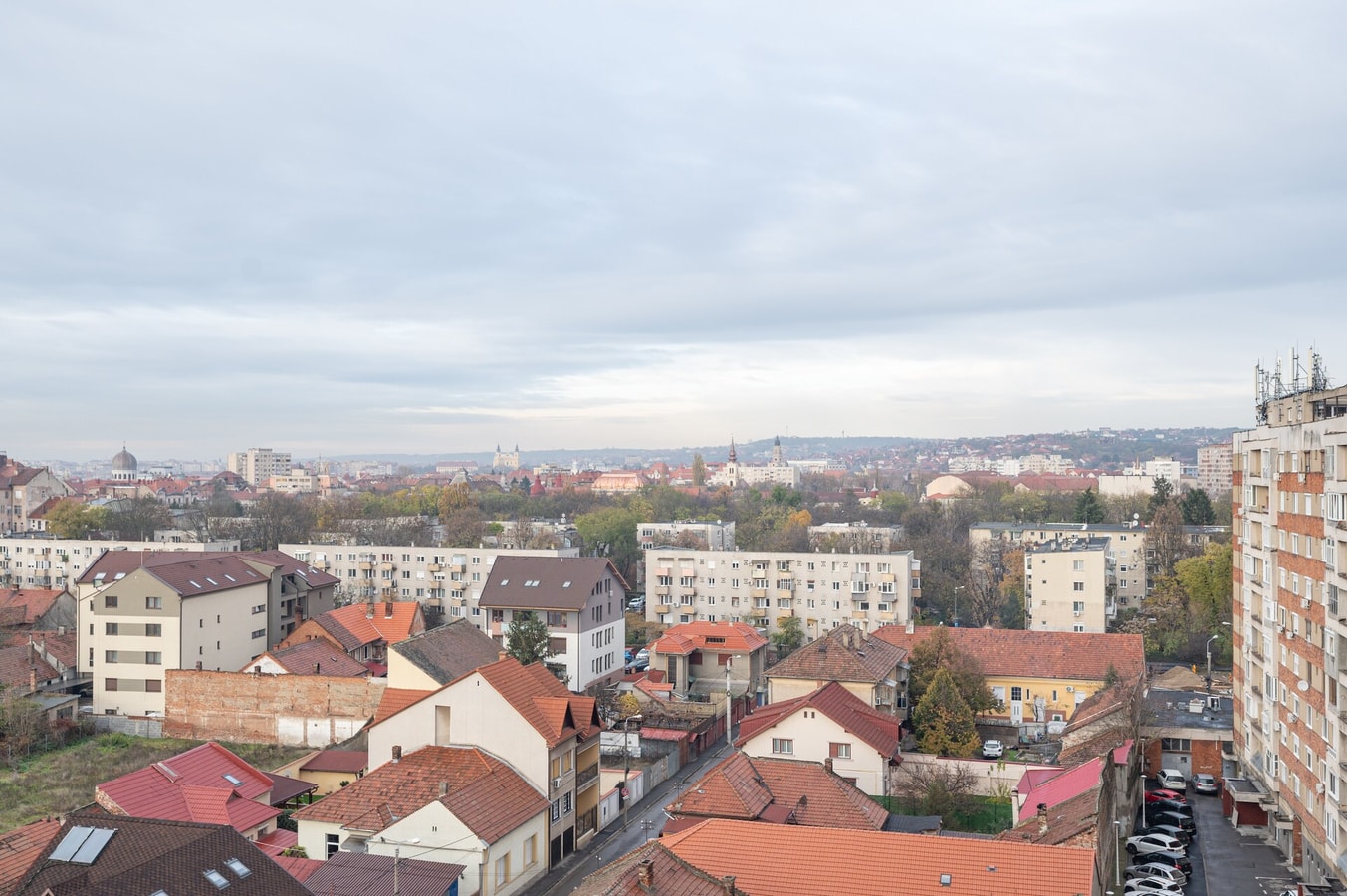 Brick Flats 803 - White Bricks Flat 12 FlatWhite Properties