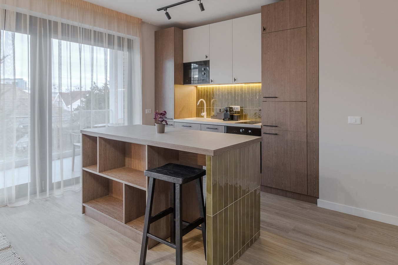 Hill View Five 11 FlatWhite Properties