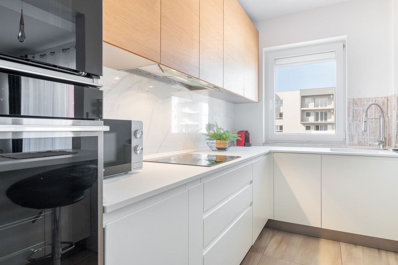 Lotus Flat 6 FlatWhite Properties