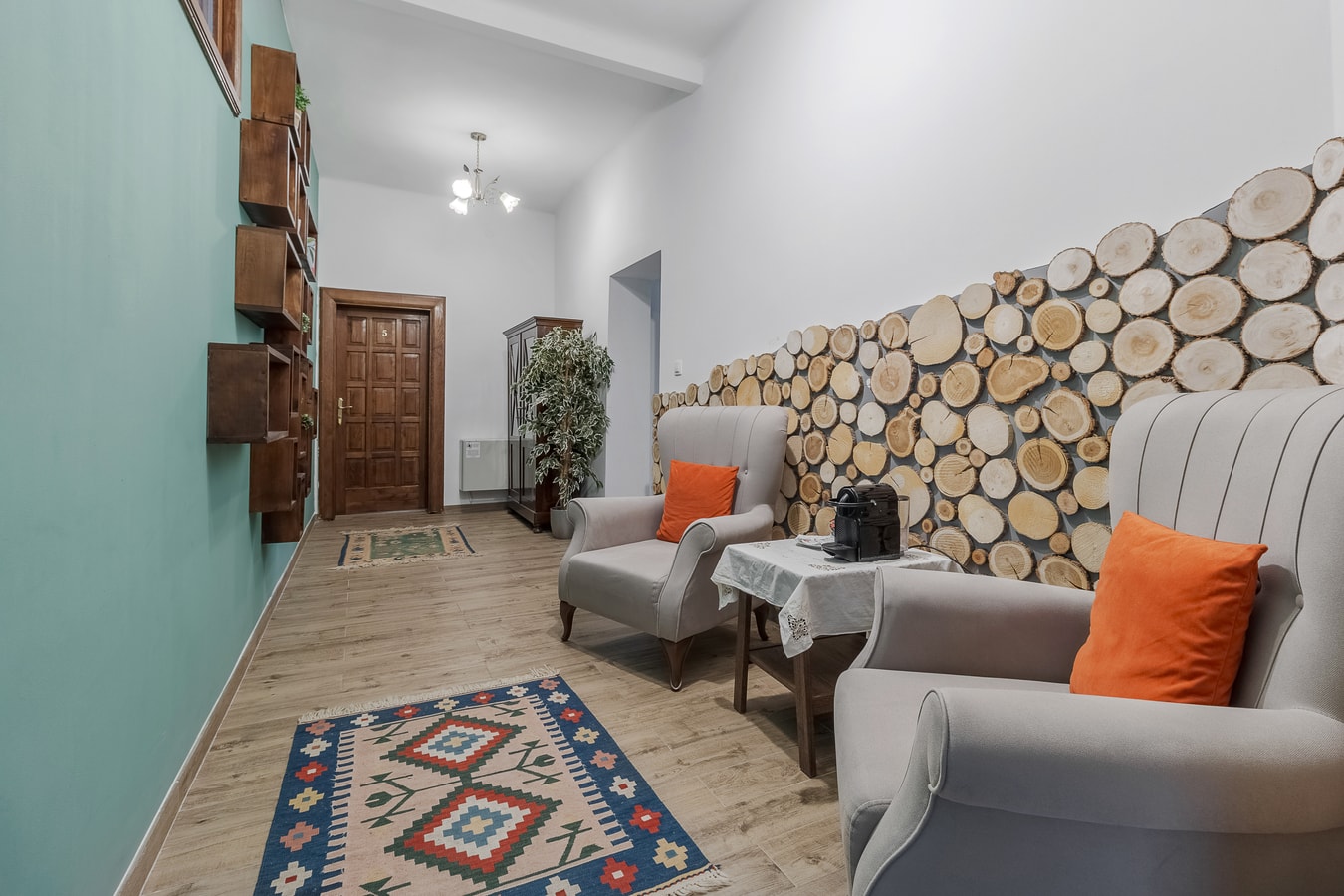 Casa Bella Three, Private Economy Room 10 FlatWhite Properties