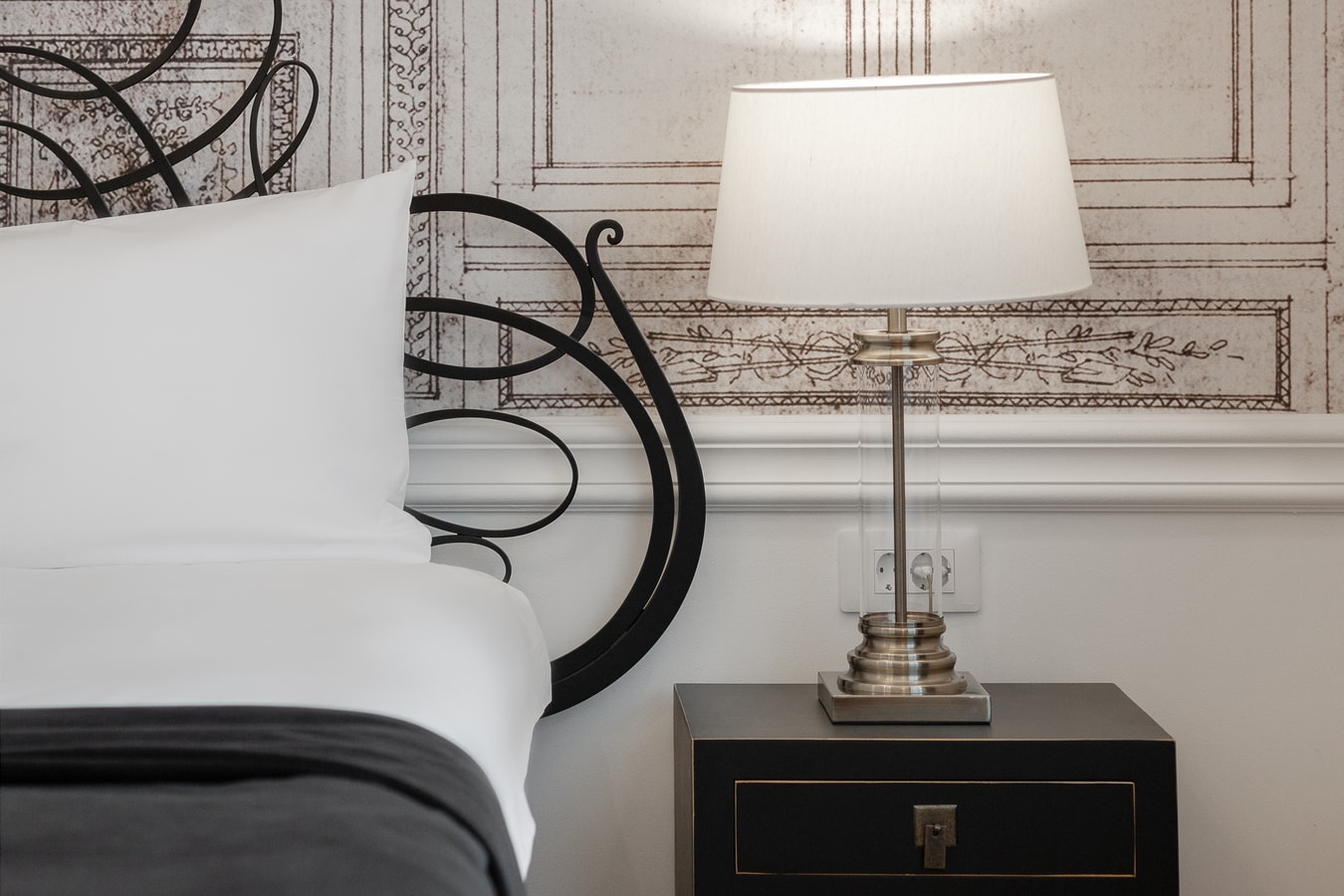 Arta Residence Apartment 30 FlatWhite Properties