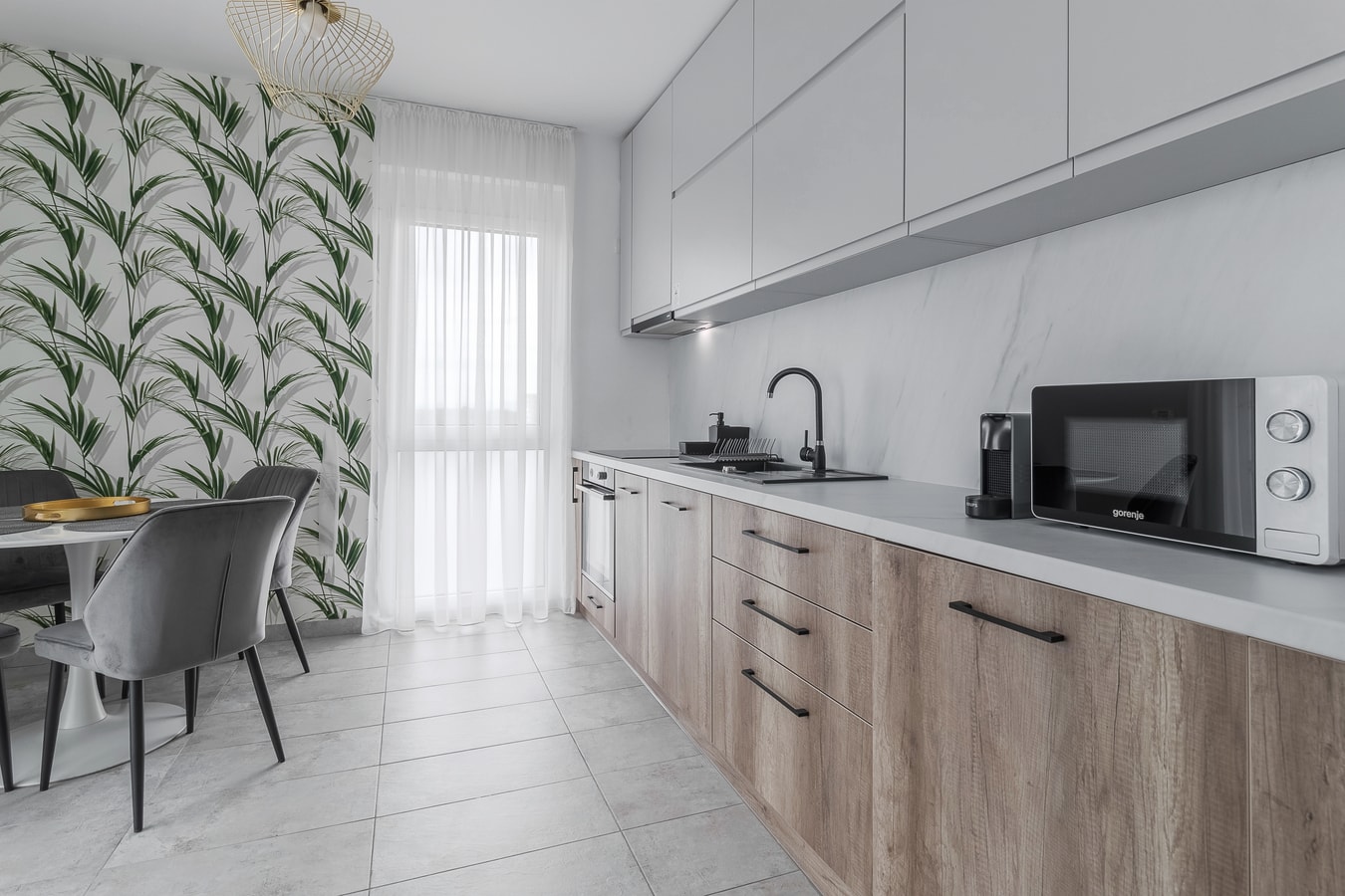 Rosewood Gold 8 FlatWhite Properties