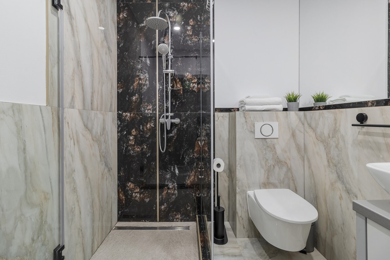 Marble Flat 7 FlatWhite Properties