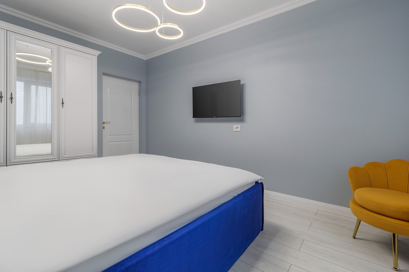 Lilla Flats 1103 - Royal Chic 12 FlatWhite Properties