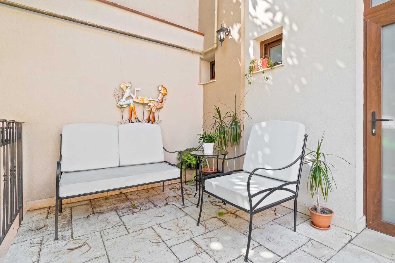 Elle Home 16 FlatWhite Properties