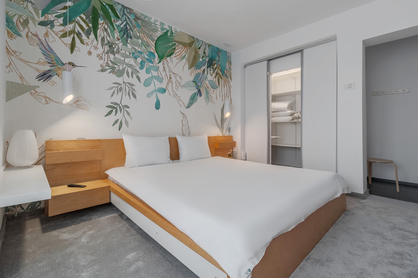 Citadel Hideaway 8 FlatWhite Properties