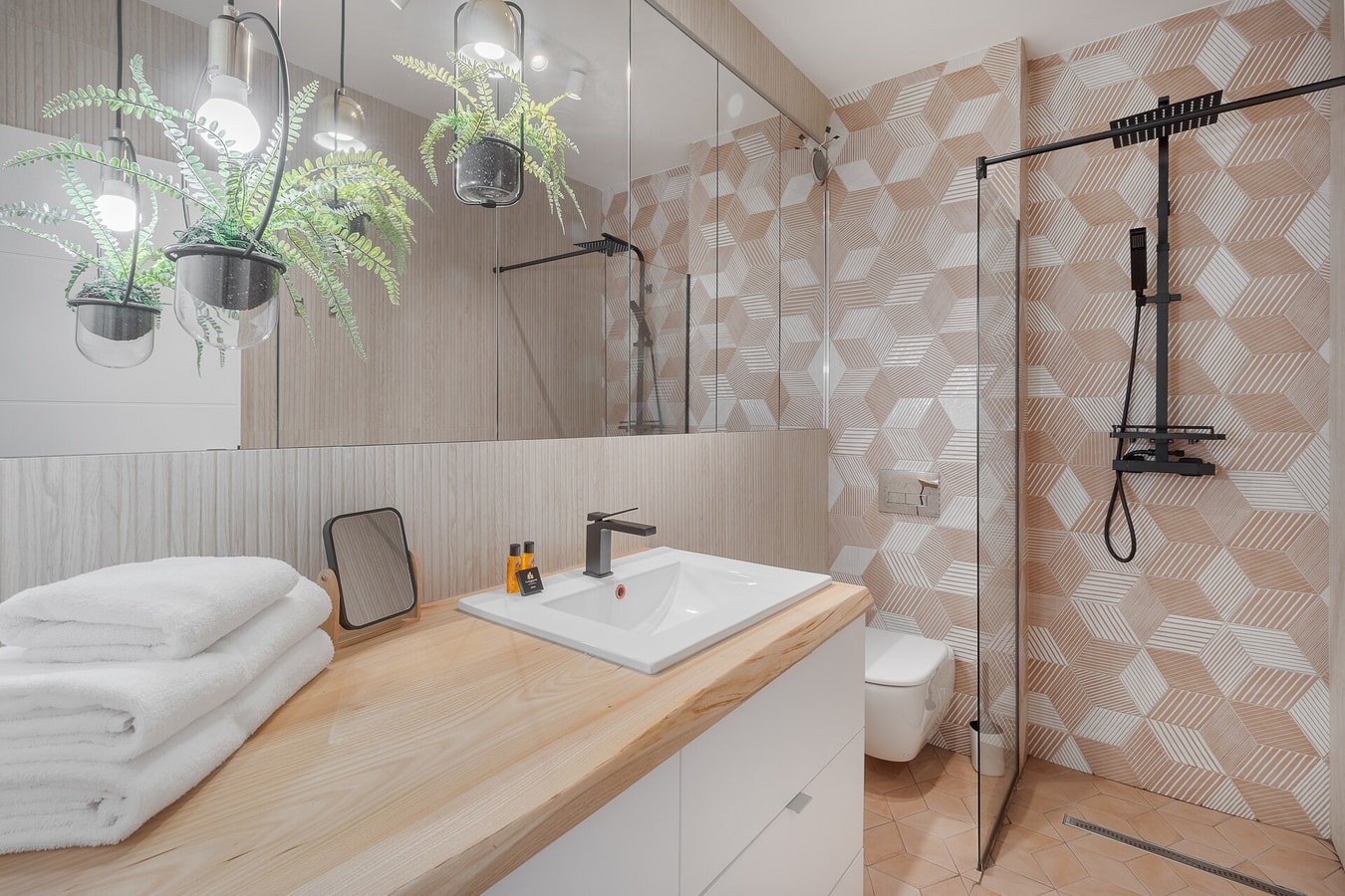 Narnia 14 FlatWhite Properties