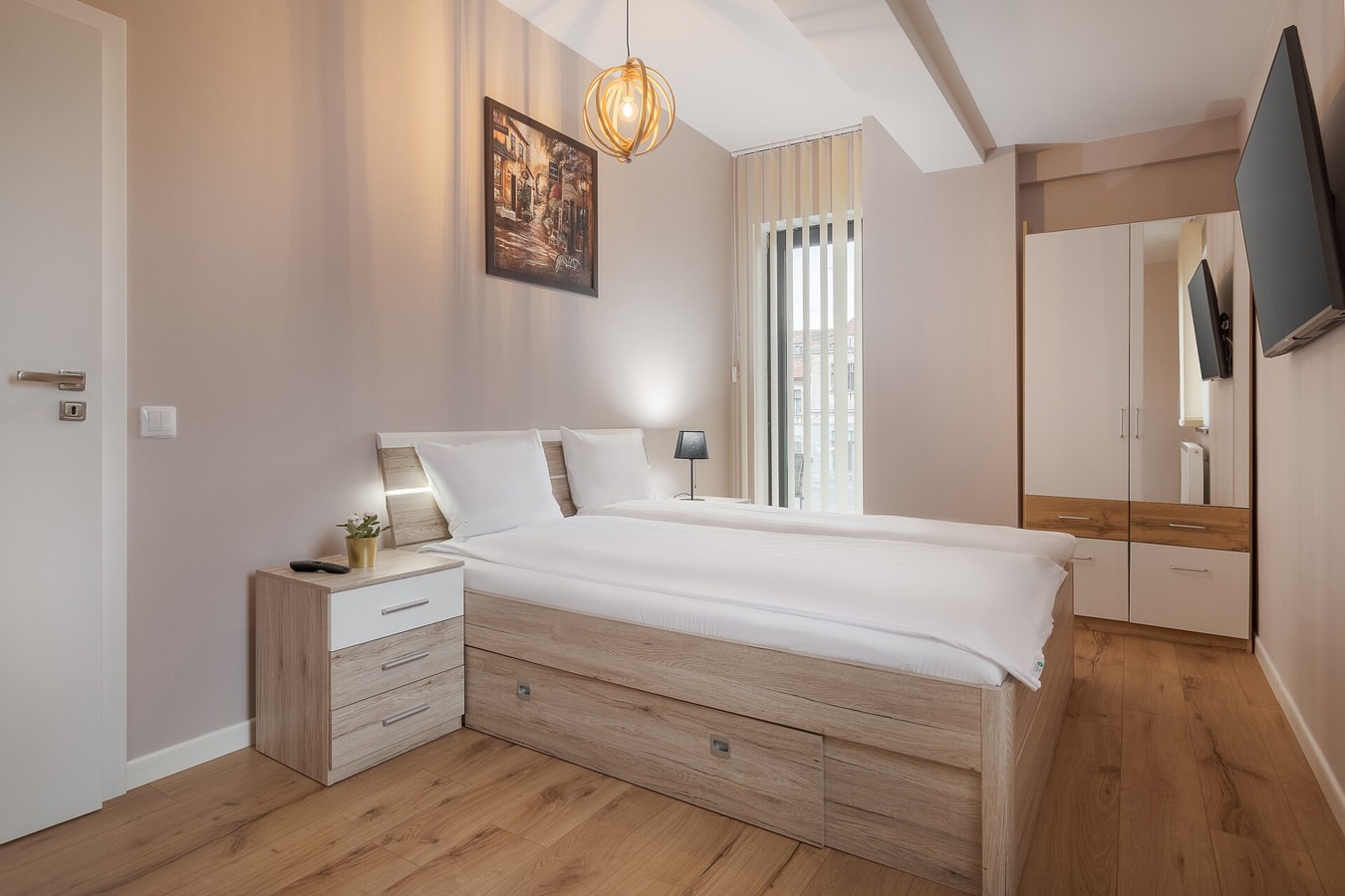 Urban Junction 16 FlatWhite Properties