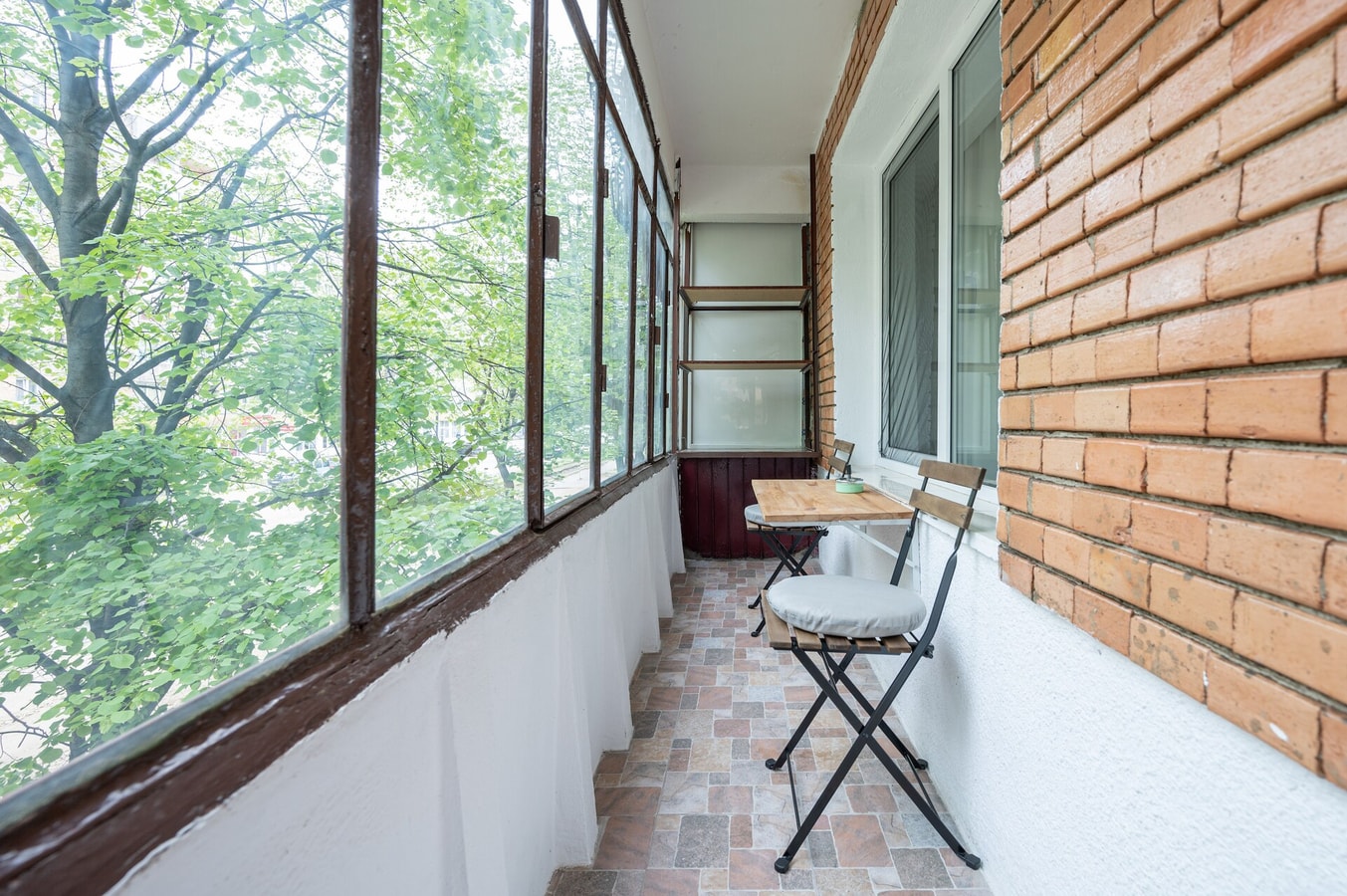 Costaforu Flat 12 FlatWhite Properties