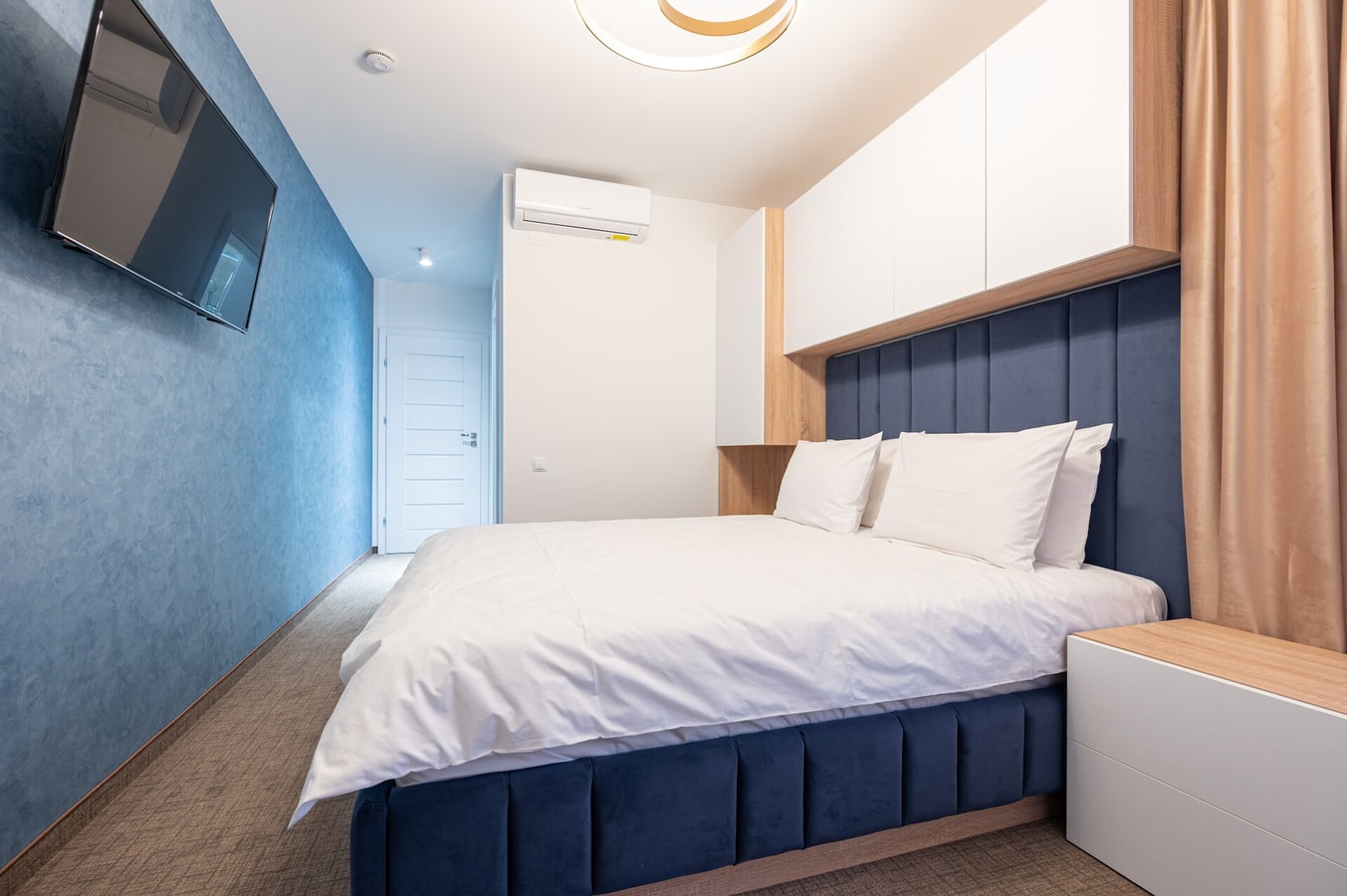 Villa Klia with jacuzzi, sauna near Baile Felix 26 FlatWhite Properties